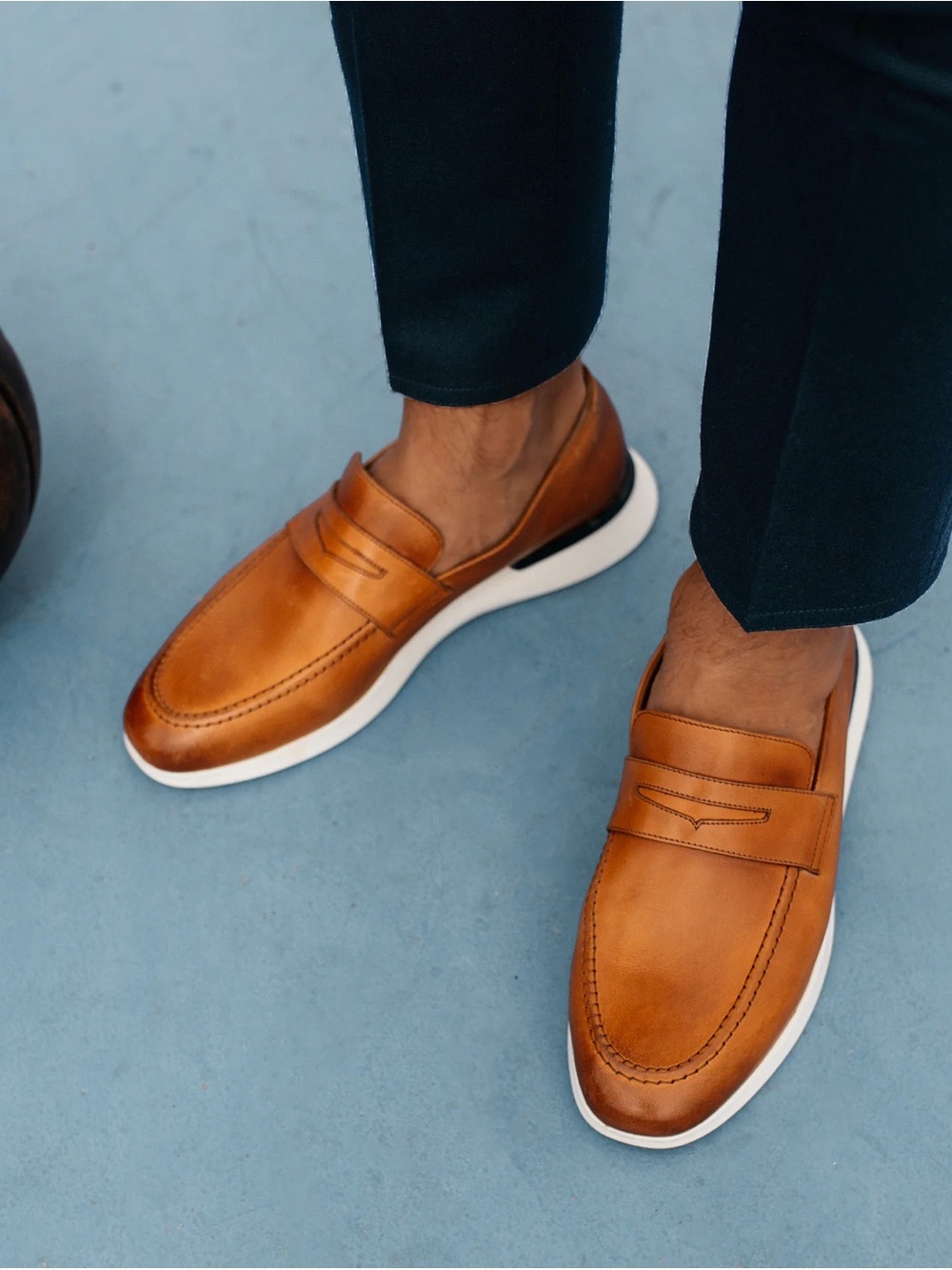 Wolf & Shepherd Crossover Loafers in Tan Men's 11.5